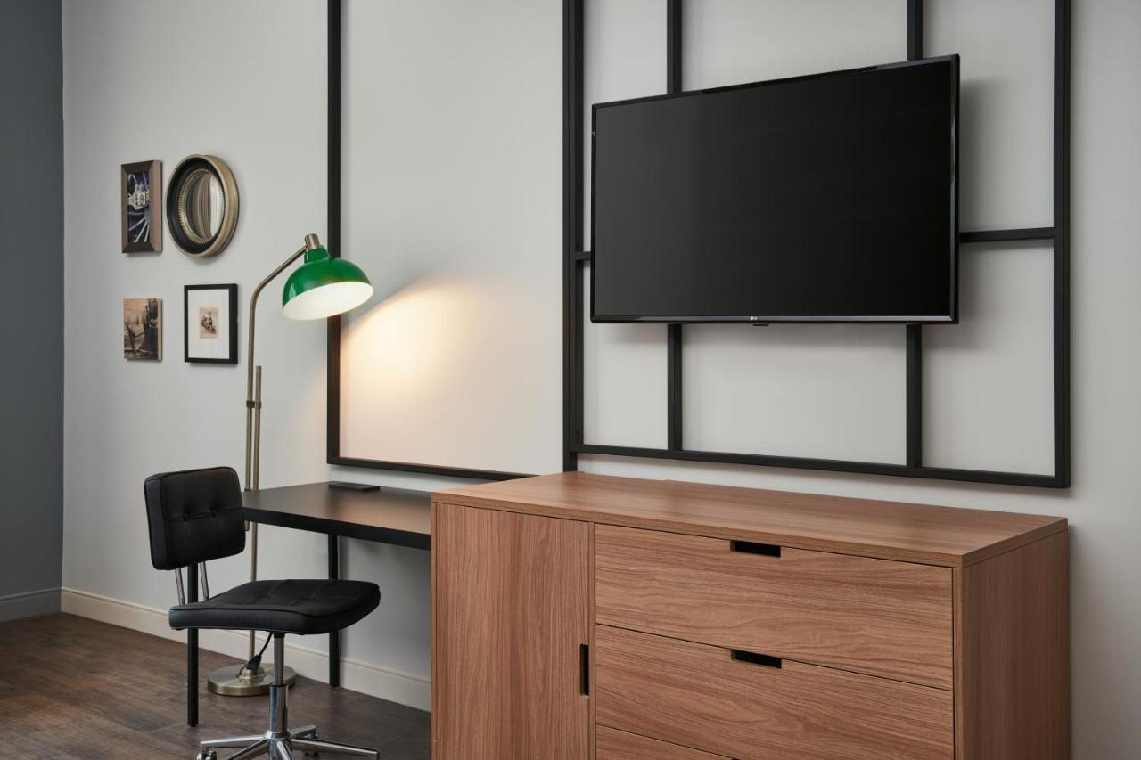 Hotel Indigo Tallahassee - Collegetown By Ihg Zewnętrze zdjęcie